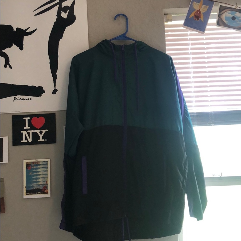 Casual black green and purple windbreaker